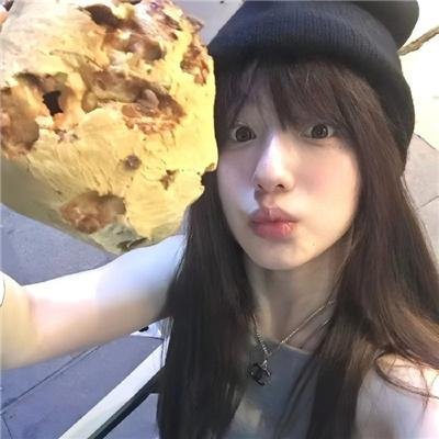 只能亲吻不幸同学了！